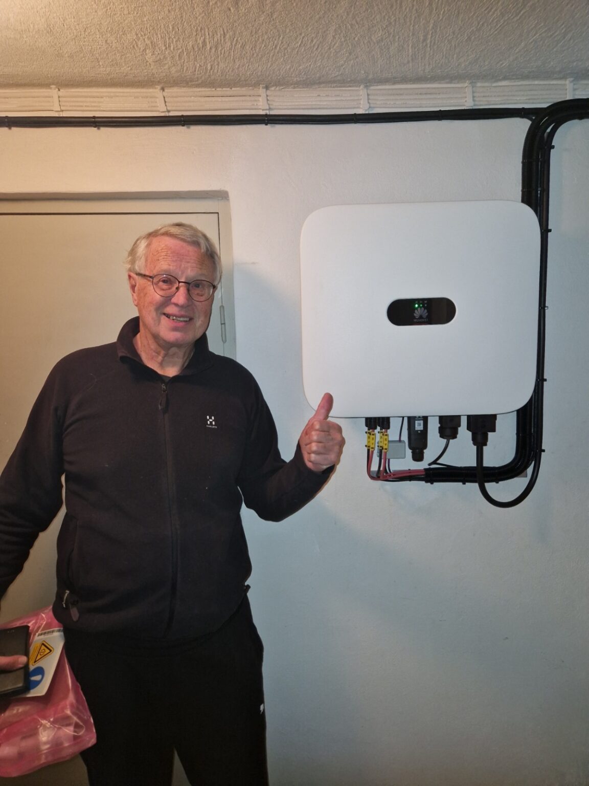 Bo i sin villa i Karlsbyheden